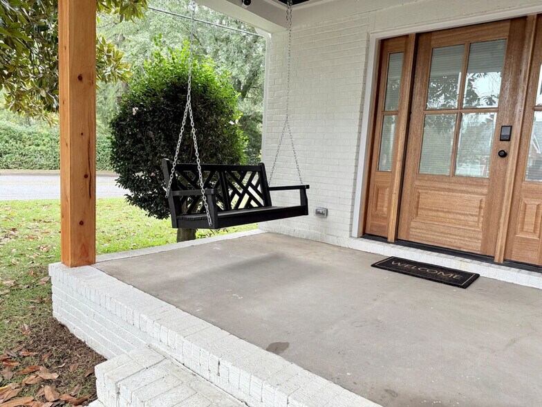 Building Photo - 2936 Oceola St