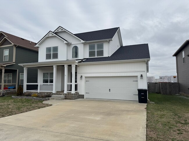 Building Photo - Gorgeous Single Family Home