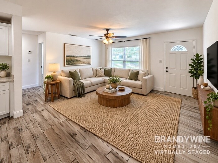 Building Photo - 6620 Del Prado Terrace