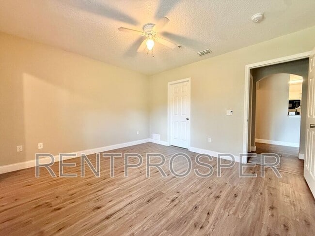 Building Photo - 6530 Swissco Dr