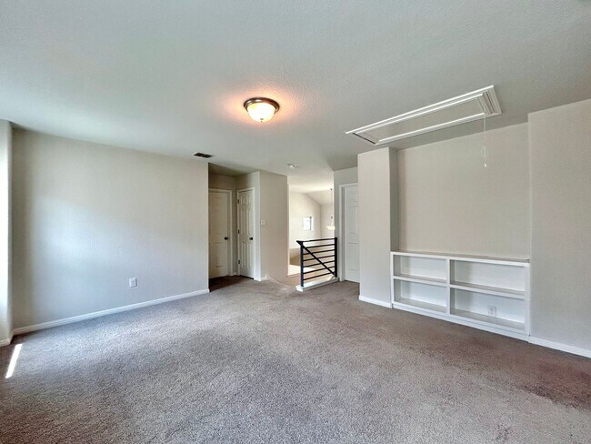 Building Photo - 11909 Mercantile Ln