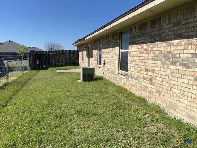 Building Photo - 5305 Morning Glen Ln