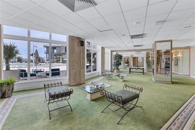Building Photo - 3180 S Ocean Dr