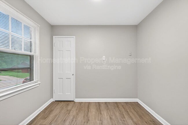 Building Photo - 7431 Esterbrook Dr