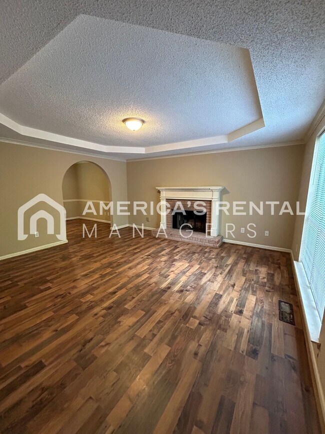 Building Photo - Home in Trussville!!