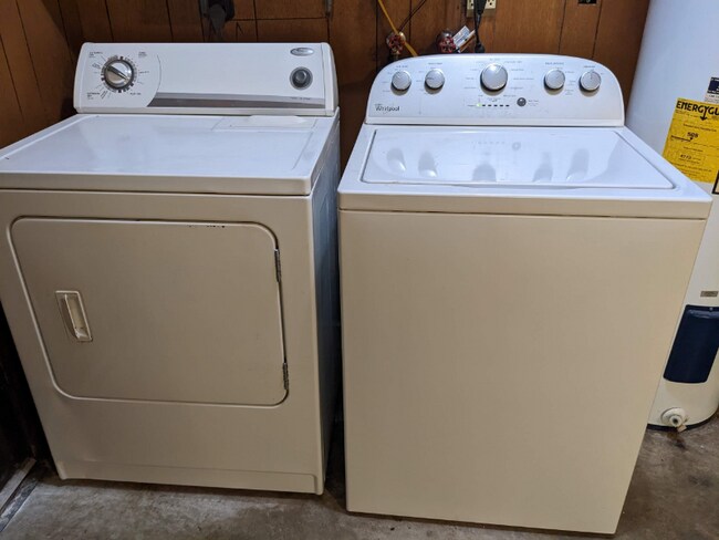 Building Photo - 1280 Gallaten Rd