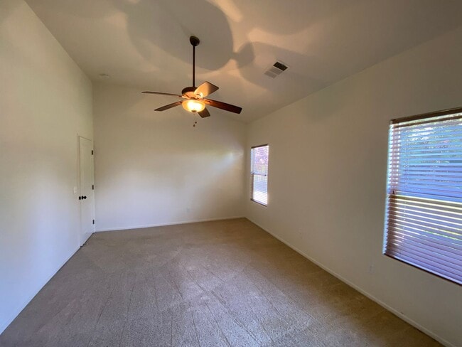 Building Photo - Lovely 2 bedroom, 2 bath home on Dolcetto Court coming soon!