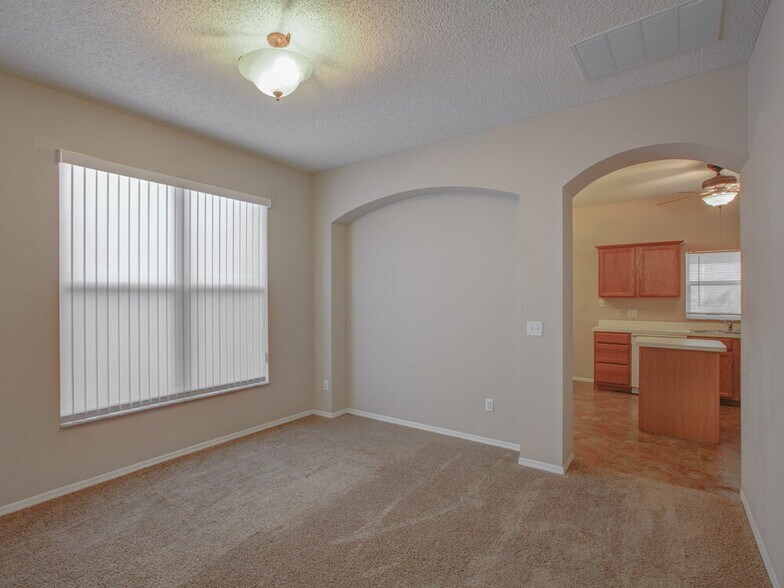 Building Photo - 1760 Sparkling Water Cir