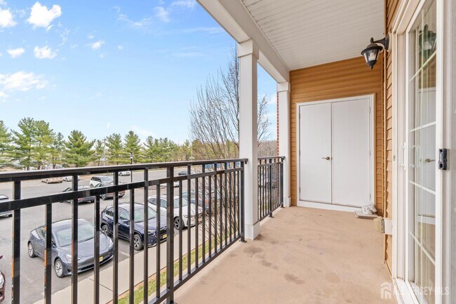 Building Photo - 427 Micali Way