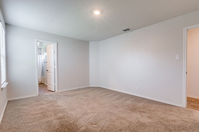 Building Photo - 15547 Crimson Topaz