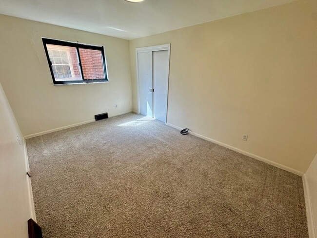 Building Photo - 229-231 Marylea Avenue (LO)