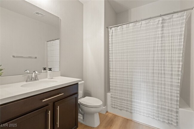 Building Photo - 258 Castellari Dr
