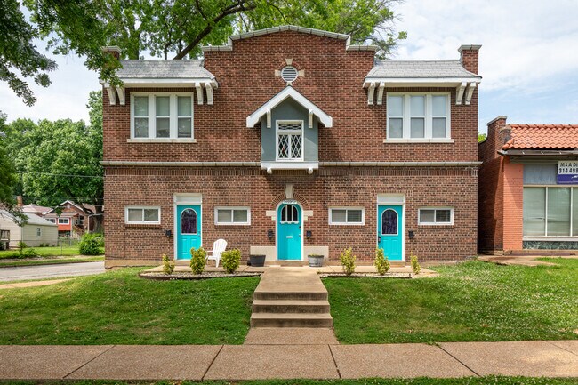 Primary Photo - 5409 Lansdowne Ave