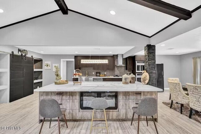 Building Photo - 9100 Parkland Dr