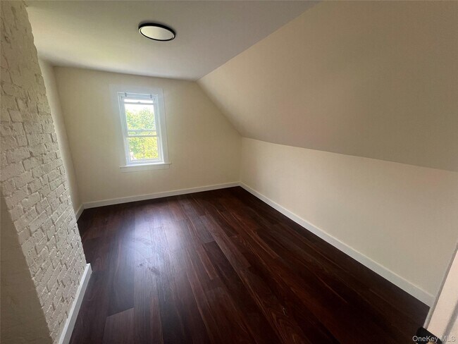 Building Photo - 62 Woodland Ave