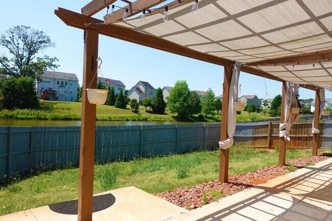 Building Photo - 344 Marble Ln