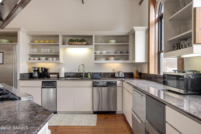 Building Photo - 500 Jefferson St