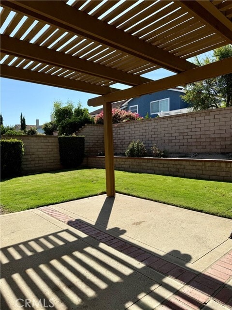 Building Photo - 22915 Hazelwood