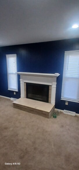 Building Photo - 14450 Borgman St