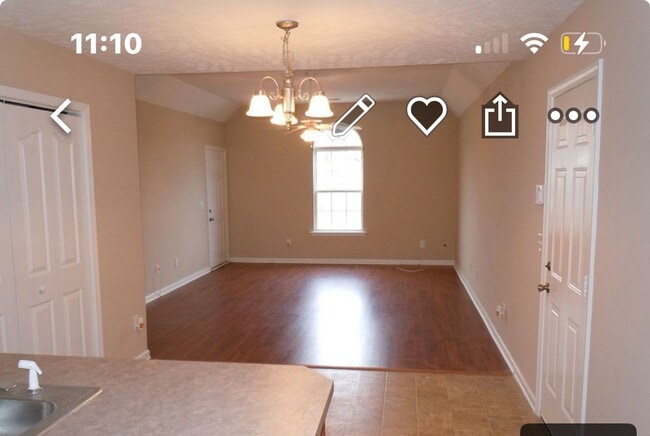 Building Photo - Nice two bedroom with a garage in Murfreesboro by Carter rent to own