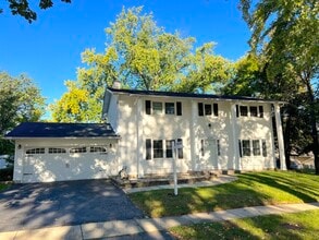 Building Photo - 2720 Kincaid Dr