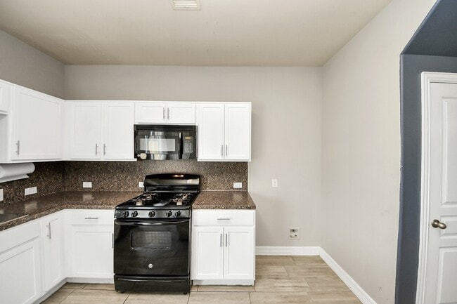 Building Photo - 7515 Morgan Ranch Tr