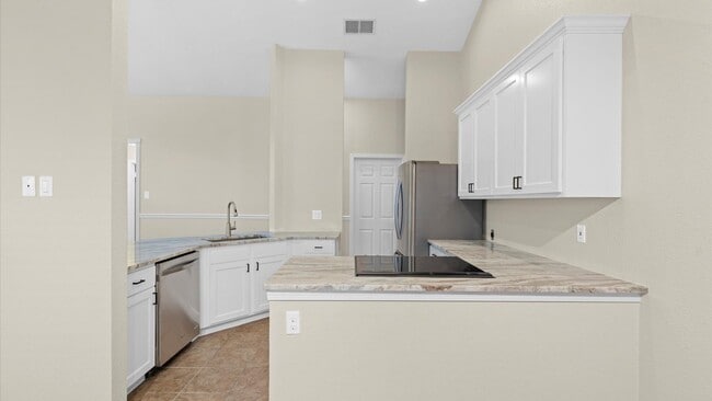 Building Photo - Parkwood