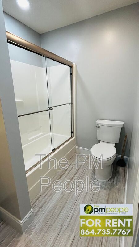 Building Photo - 134 Bennetts Bridge Rd