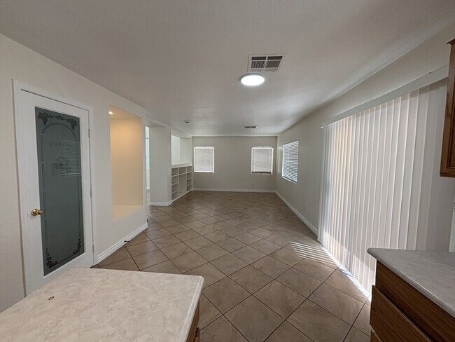 Building Photo - 5109 Meadow Rock Ave