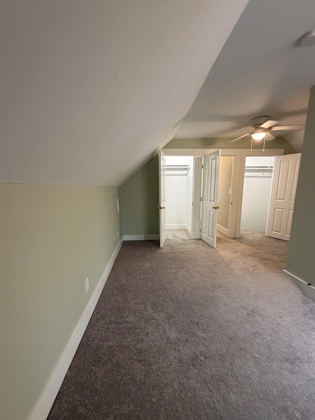 Building Photo - 24 Hill St