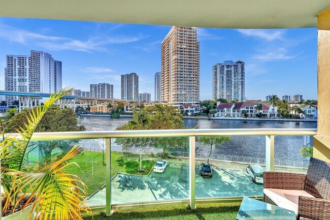 Building Photo - 19390 Collins Ave
