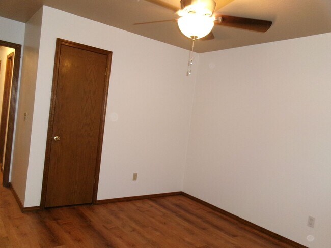 Building Photo - Pets Negotiable with Owner Approval!
