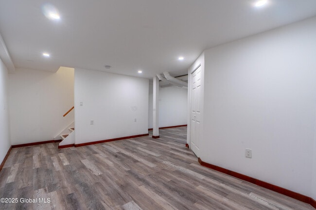 Building Photo - 4819 NY-50