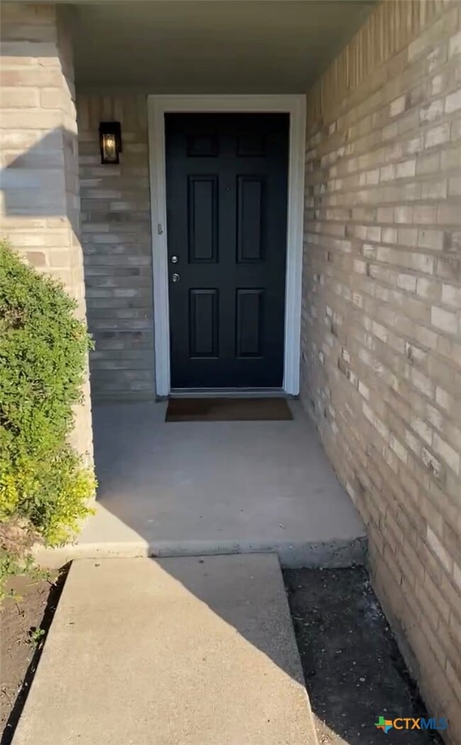 Building Photo - 1316 Opal Rd