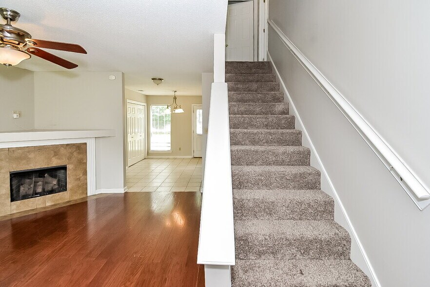 Building Photo - 4483 Shadow Glen Cove