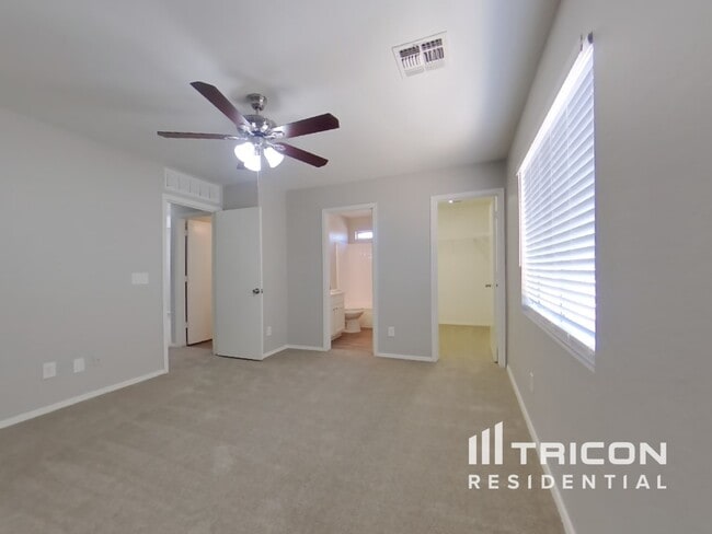 Building Photo - 12747 W Larkspur Rd