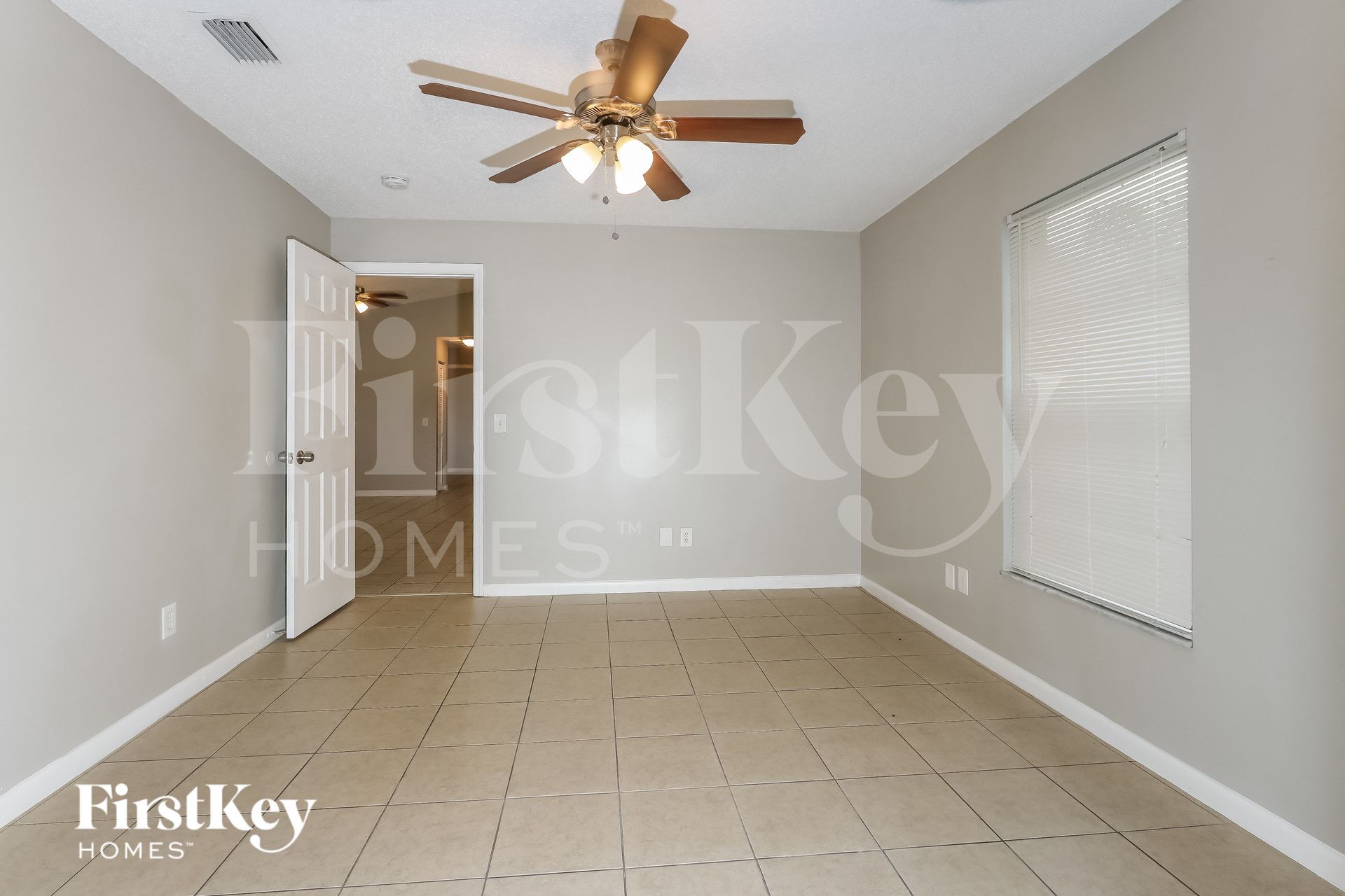 Building Photo - 1274 SW Byron St