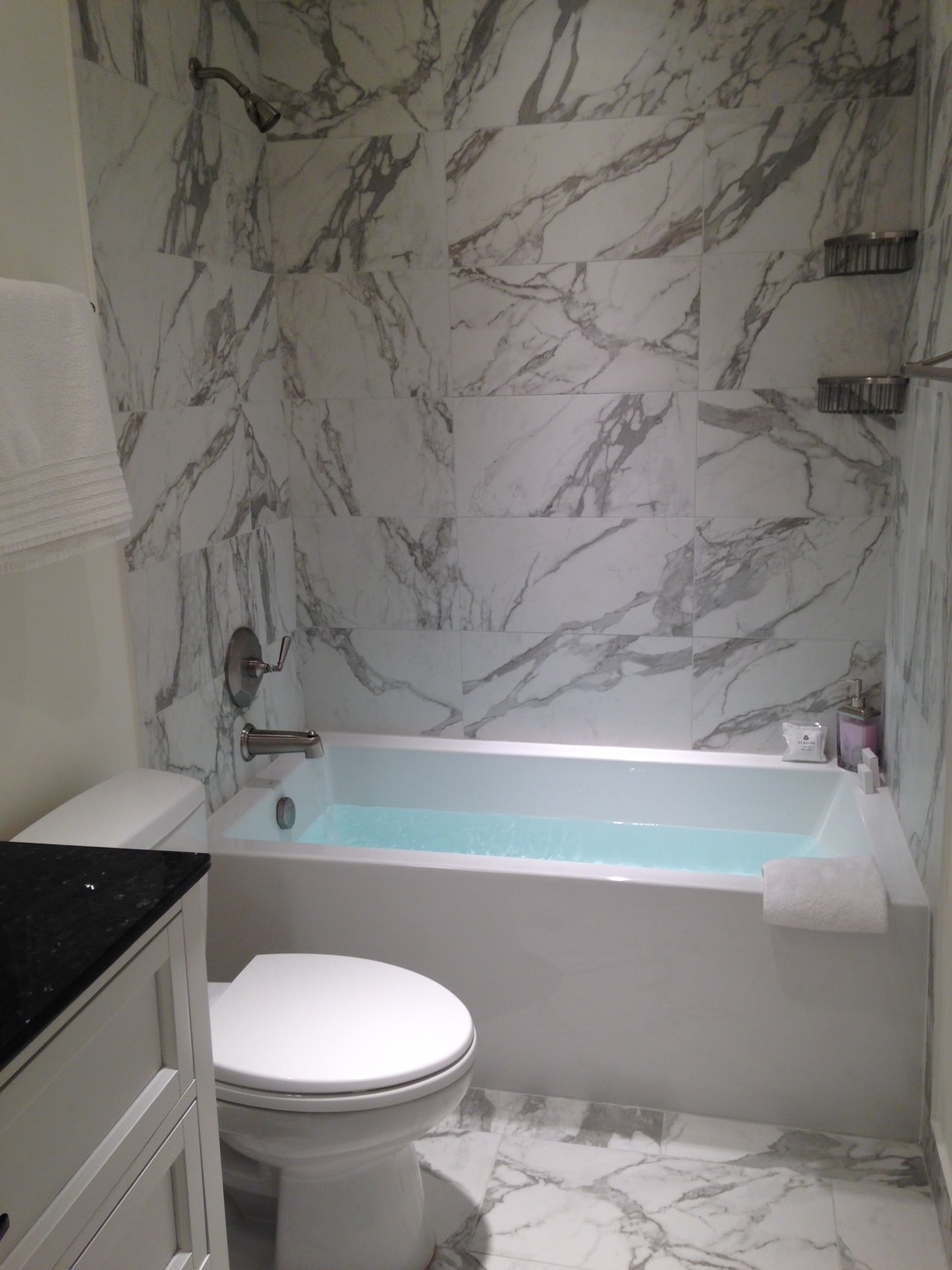 Full Bath - 8523 Bells Ridge Ter