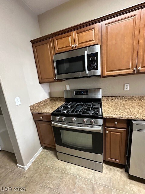 Building Photo - 1620 Coal Valley Dr