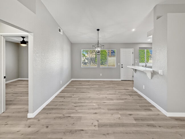 Building Photo - 69736 Cypress Rd