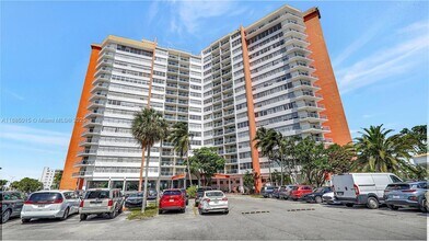 Building Photo - 1301 NE Miami Gardens Dr