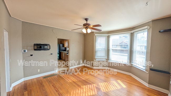 Building Photo - 2102 W Kiowa St