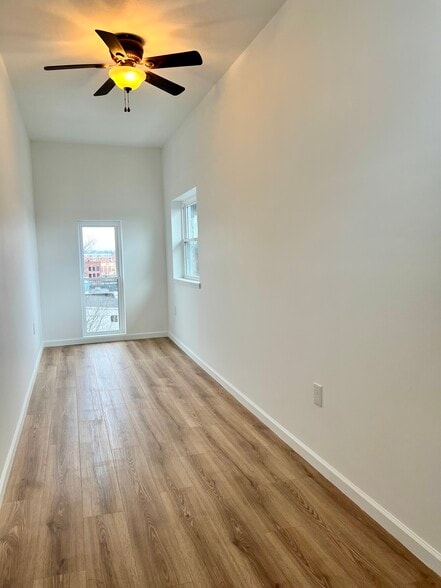 studio - 110 W 3rd St