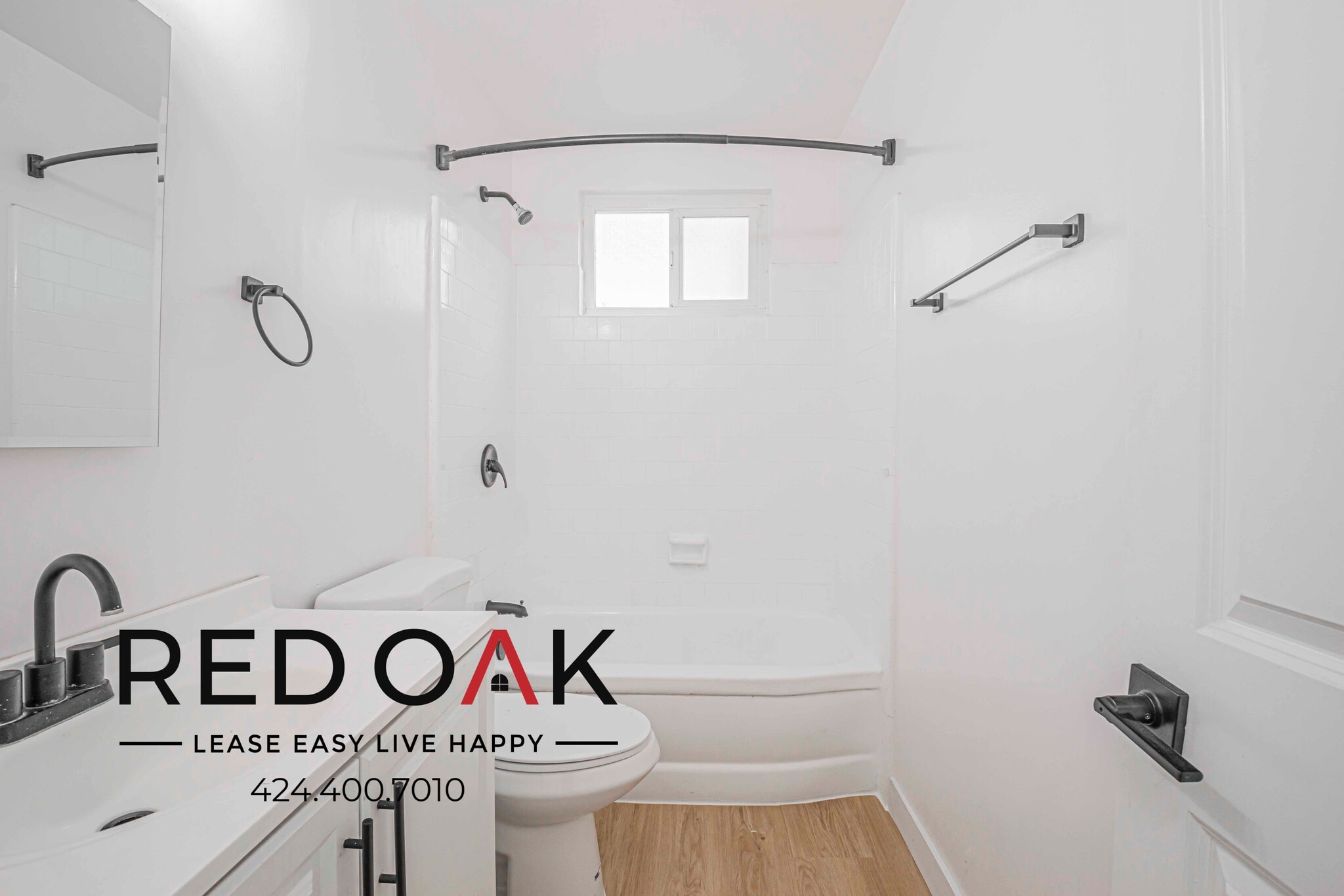 Building Photo - 1800 W Glencrest Ave