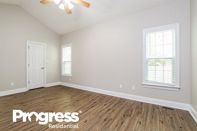 Building Photo - 253 Keller Dr