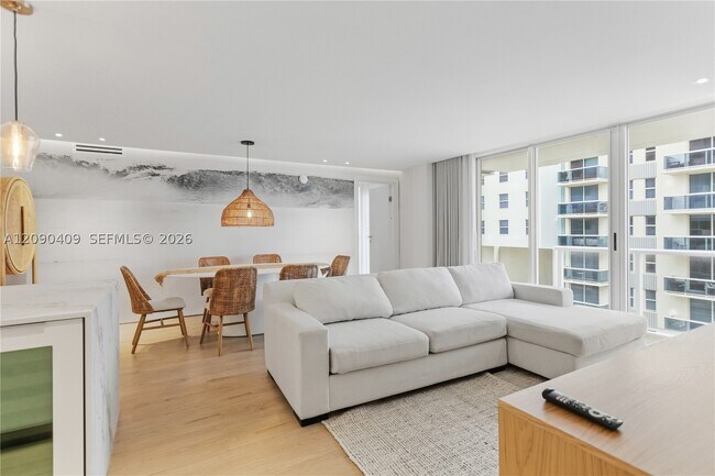 Building Photo - 9195 Collins Ave