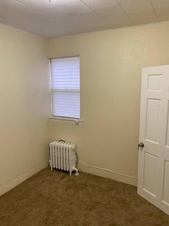 Building Photo - 1453 S Etting St