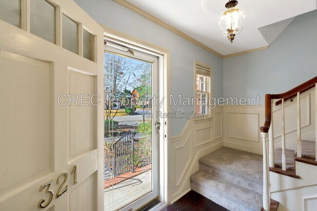 Building Photo - 321 Shaftesbury Ln
