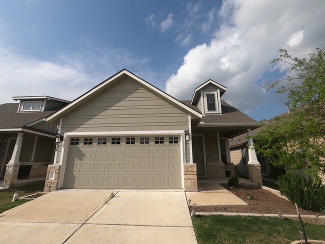 Primary Photo - 835 Mineral Wells Ln