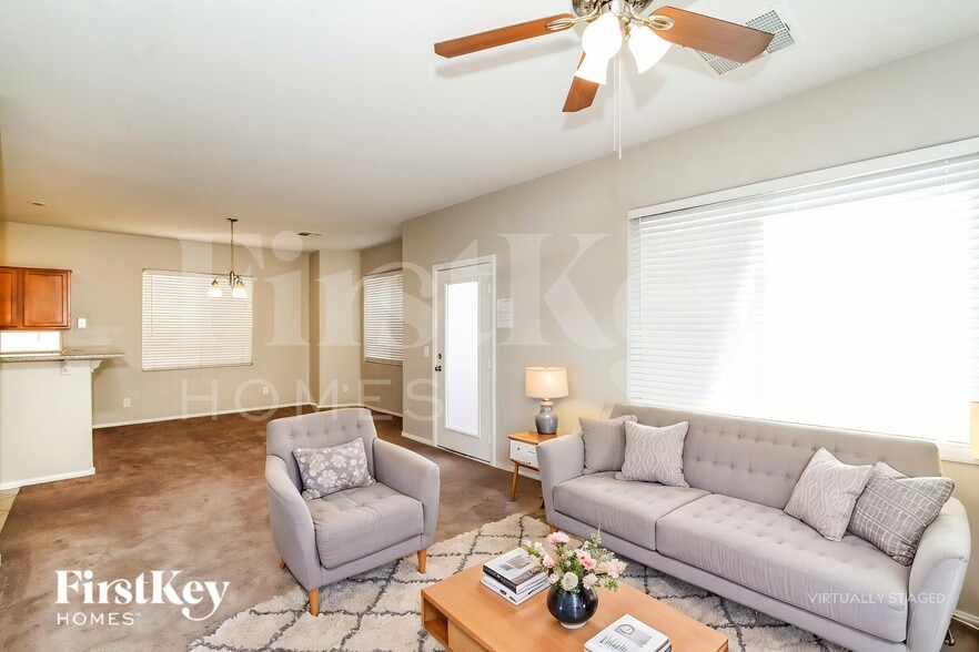 Building Photo - 10678 Allegrini Dr